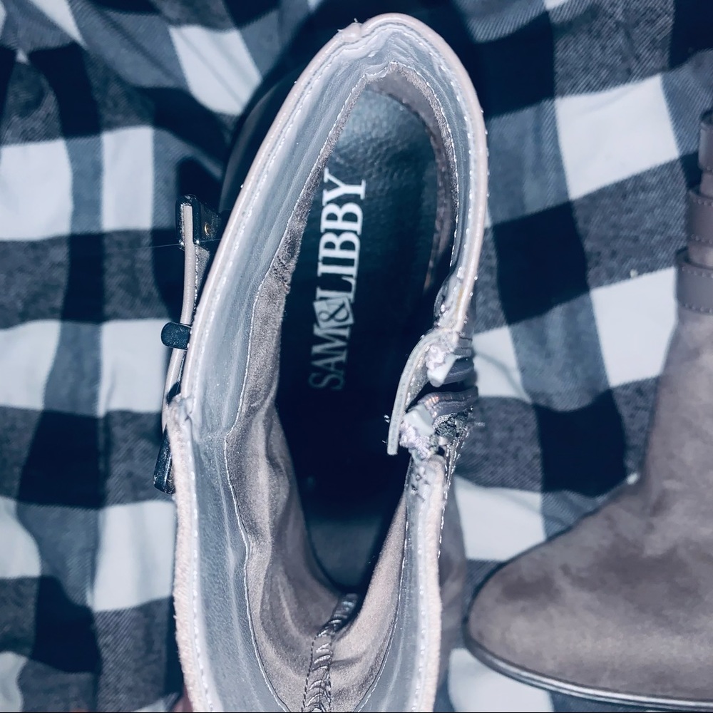 Boots/Booties - Picture 2 of 2